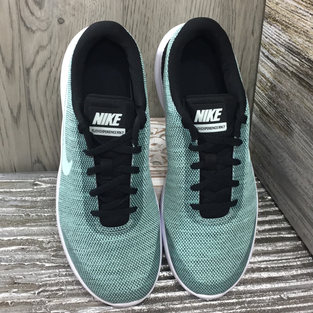 W NIKE FLEX EXPERIENCE RN 7 black/igloo - Picture 4 of 8